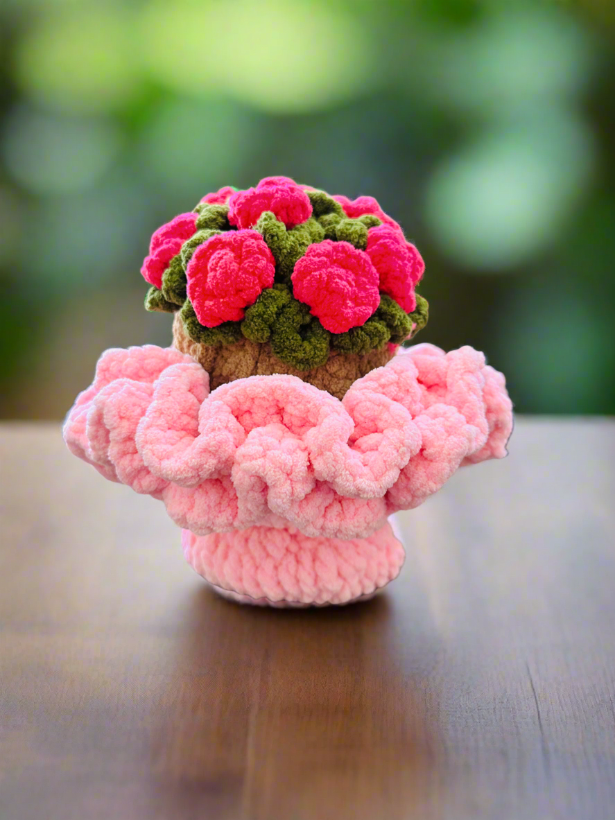 Mini Reversible Crochet Bridge Bouquet Doll – Handmade Floral Plush