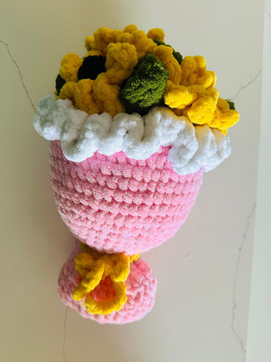 Product Handmade Crochet Flower Bouquet in a Pink Vase – Plush Velvet Yarn