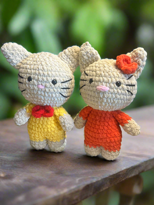 Handmade Hello Kitty-Inspired Crochet Dolls (Set of 2) – Soft Plush Amigurumi Toys for Kids & Gifting